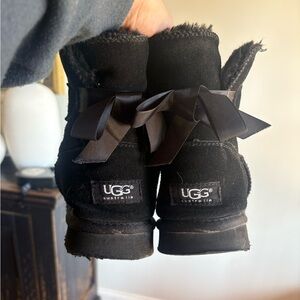 UGG Bailey Bow